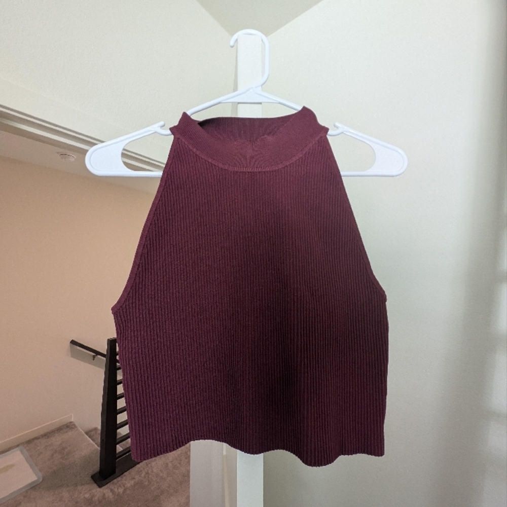 Maroon Ribbed Halter Neck Top